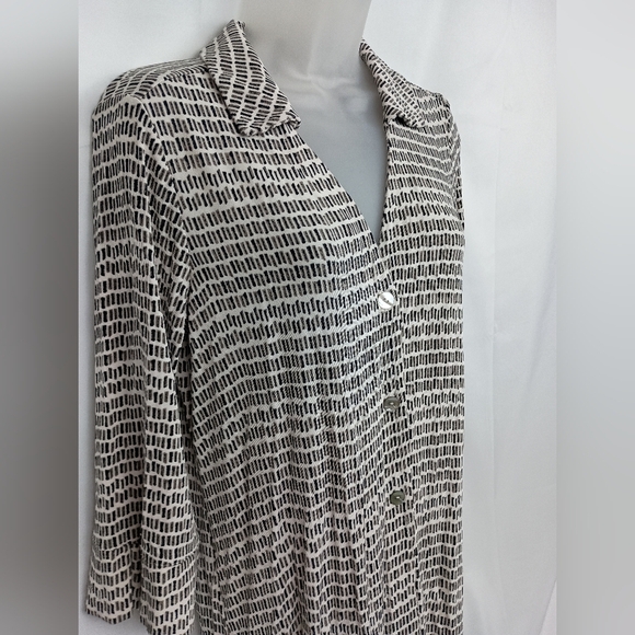 CHICOS Black White Western Aztec Long Cardigan Duster-(#1,106) - Picture 8 of 10